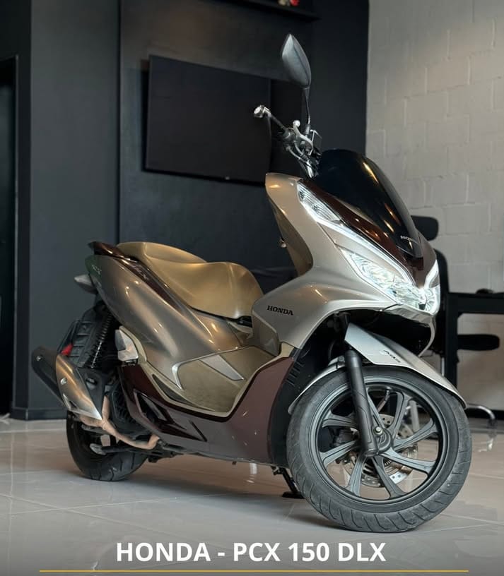 HONDA – PCX 150 DLX 2022 Prata
