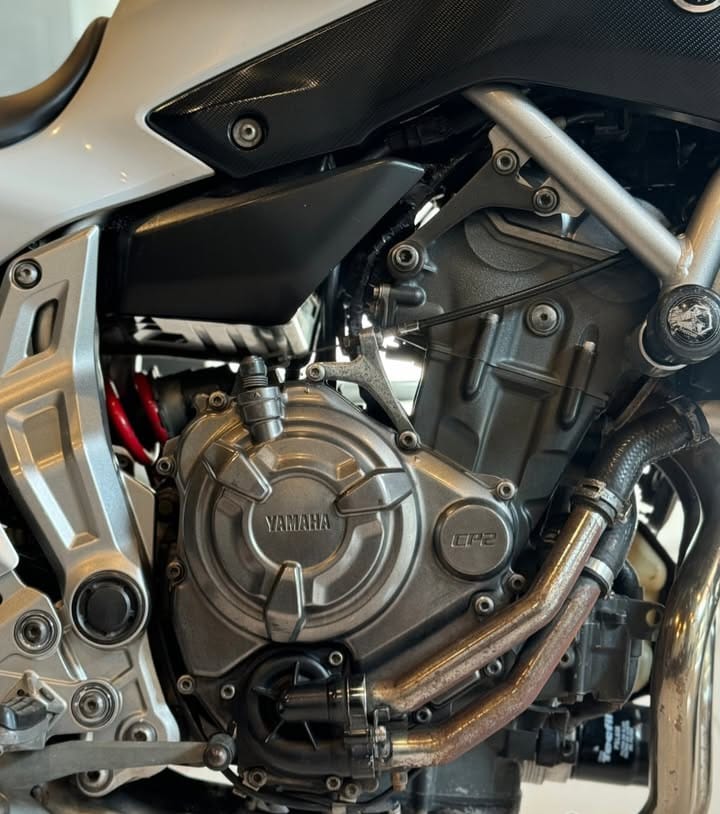 YAMAHA – MT 07 2016 Branco