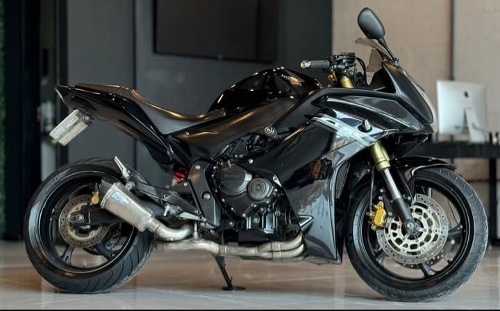 HONDA – CBR 600F 2013 Preto
