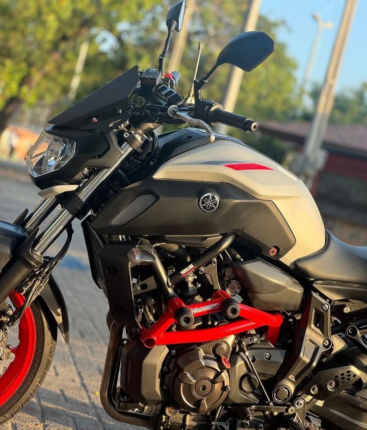 YAMAHA – MT 07 2021